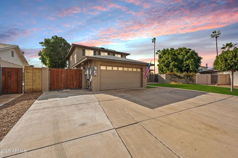 2238 Estrella Cir, Mesa, AZ 85202