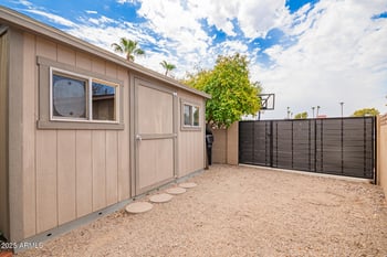 2238 Fox St, Mesa, AZ 85213
