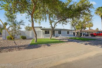 2238 W Catalina Dr, Phoenix, AZ 85015