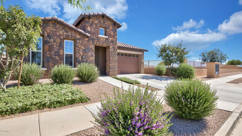 22380 E Cherrywood Dr, Queen Creek, AZ 85142