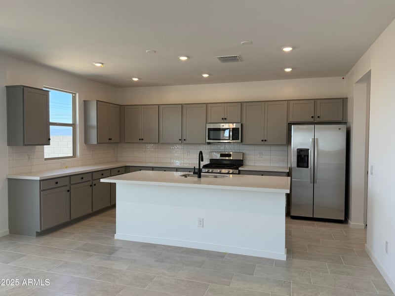 22382 Monona Ln, Surprise, AZ 85387