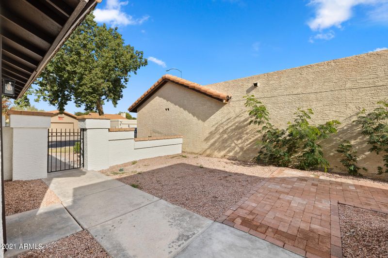 2239 E Florian Ave, Mesa, AZ 85204