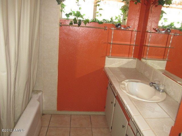 2239 W Flower St, Phoenix, AZ 85015