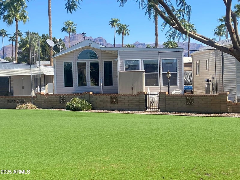 2239 San Juan Cir #239, Apache Junction, AZ 85119