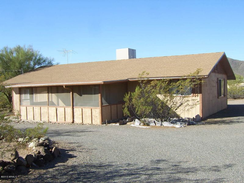 224 E Sabrosa Dr, New River, AZ 85087
