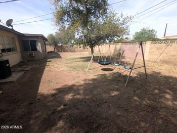 2240 Berridge Ln, Phoenix, AZ 85015