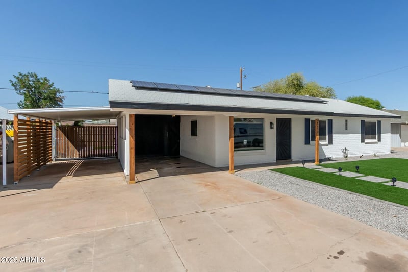 2240 Cheery Lynn Rd, Phoenix, AZ 85015