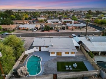 2240 Cheery Lynn Rd, Phoenix, AZ 85015