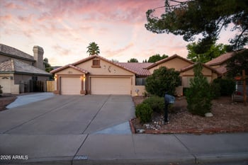2240 Kenwood St, Mesa, AZ 85213