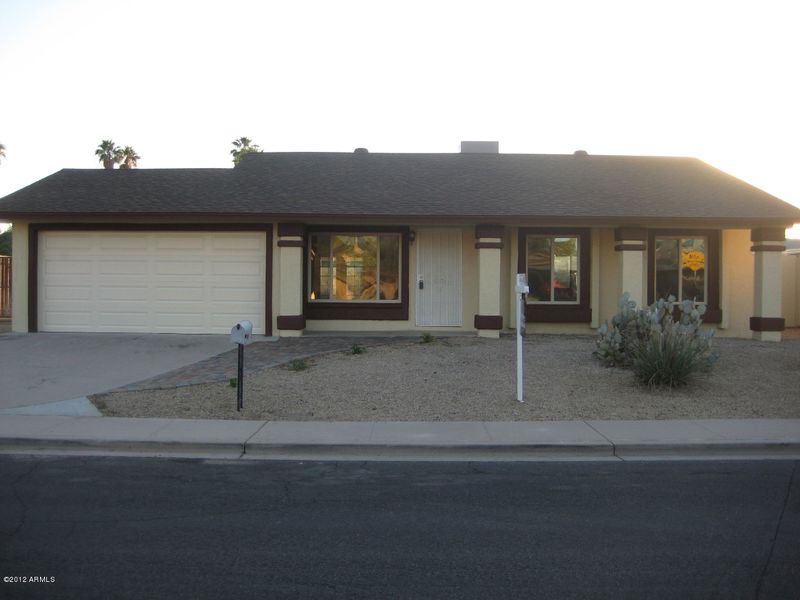 2240 S Spruce St, Mesa, AZ 85210
