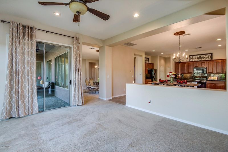2240 W St Exupery Ct, Anthem, AZ 85086