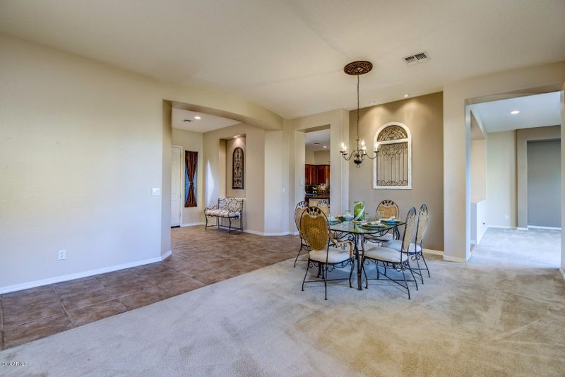 2240 W St Exupery Ct, Anthem, AZ 85086