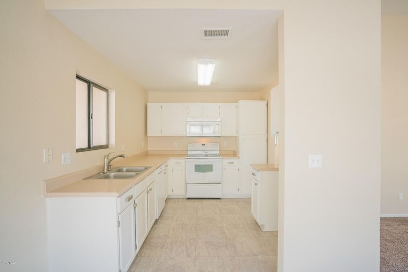 22401 N 31st Dr, Phoenix, AZ 85027
