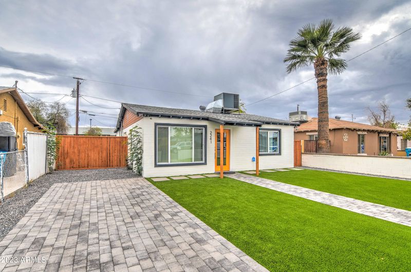 2241 E Garfield St, Phoenix, AZ 85006