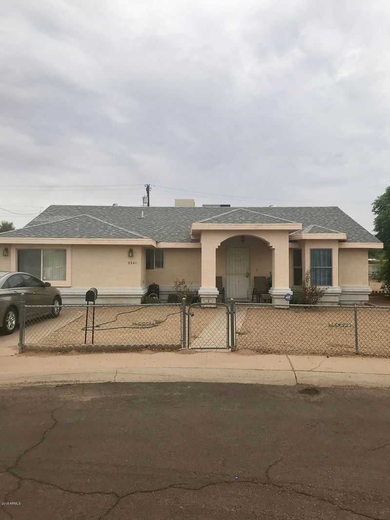 2241 E Pleasant Ln, Phoenix, AZ 85042