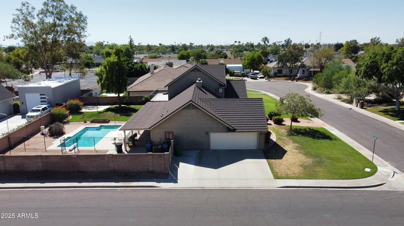 2241 Hunt Cir, Mesa, AZ 85203