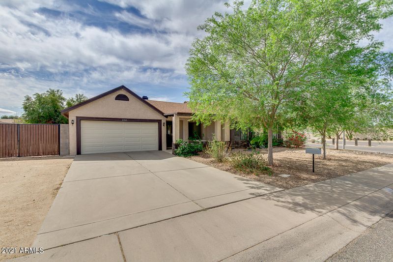 2241 W Potter Dr, Phoenix, AZ 85027