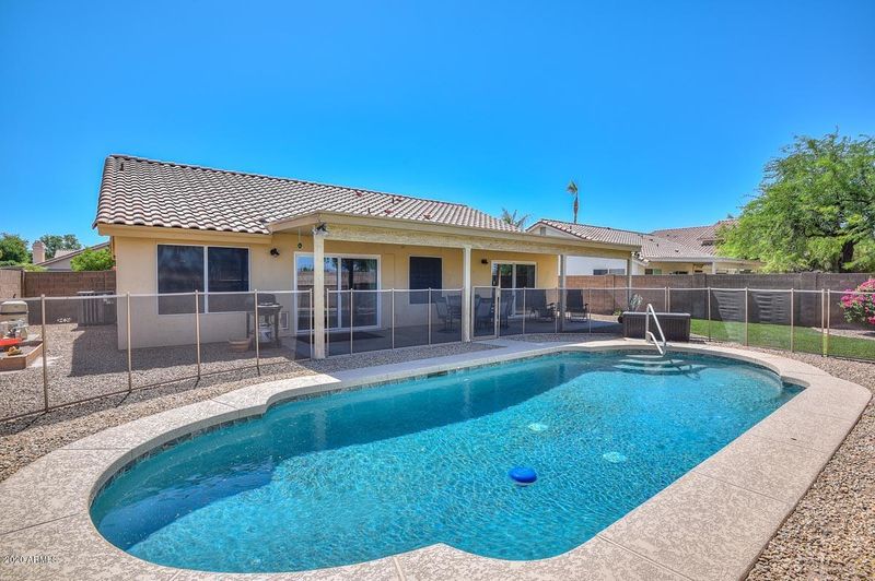 22410 N 74th Ln, Glendale, AZ 85310