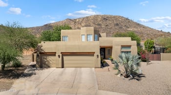 22415 63rd Dr, Glendale, AZ 85310