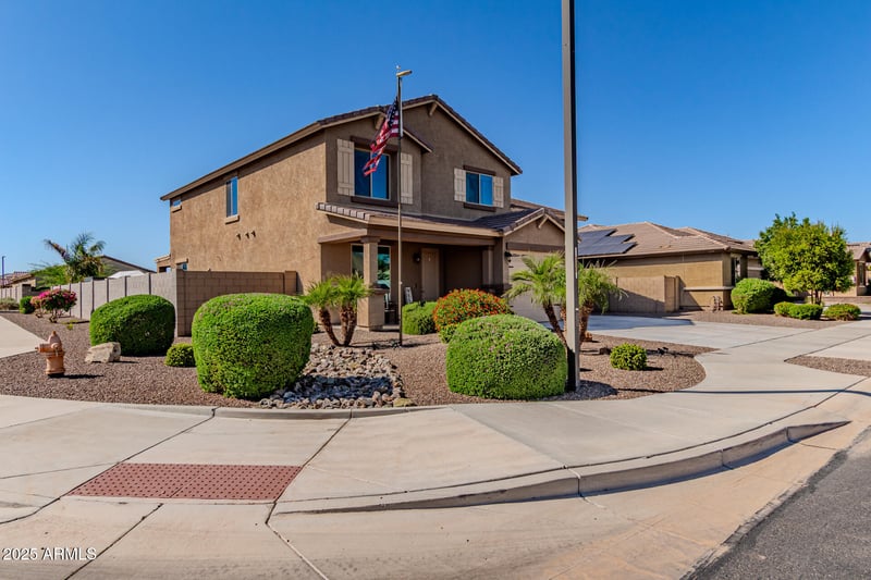 22416 184th Ln, Surprise, AZ 85387