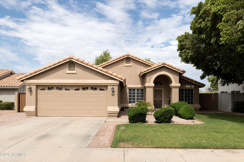 22418 N 74th Ln, Glendale, AZ 85310