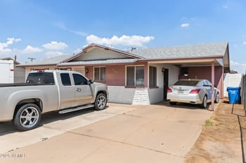2242 Chipman Rd, Phoenix, AZ 85040