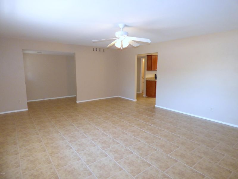 2242 E Bramble Ave, Mesa, AZ 85204