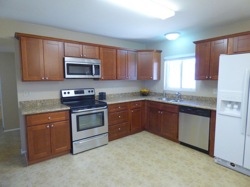 2242 E Bramble Ave, Mesa, AZ 85204
