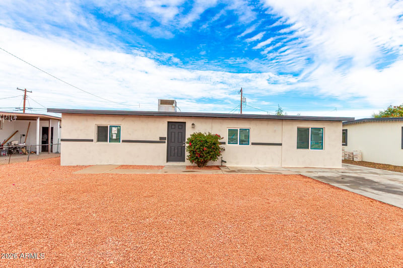 2242 Nancy Ln, Phoenix, AZ 85042