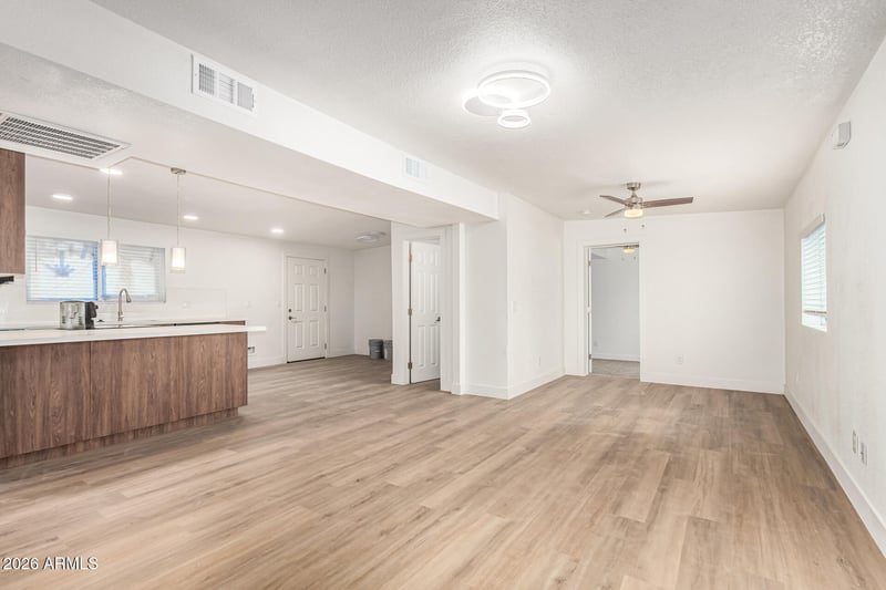 2242 Nancy Ln, Phoenix, AZ 85042
