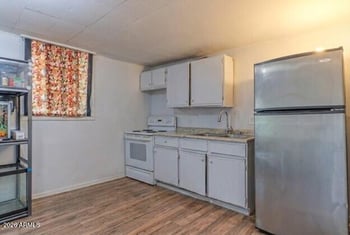 2242 E Taylor St, Phoenix, AZ 85006