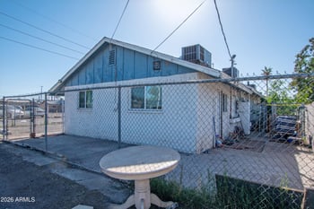 2242 E Taylor St, Phoenix, AZ 85006