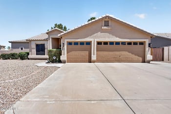 2242 E Victor Rd, Gilbert, AZ 85296