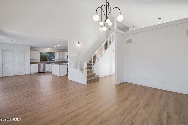 2242 Soft Wind Dr, Phoenix, AZ 85024