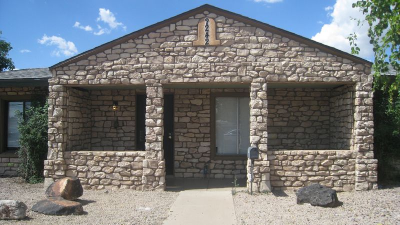 2242 W Cactus Rd, Phoenix, AZ 85029