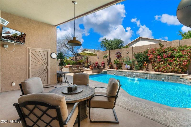 2242 W Dale Ln, Phoenix, AZ 85085