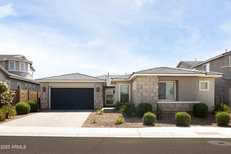 22421 34th St, Phoenix, AZ 85050