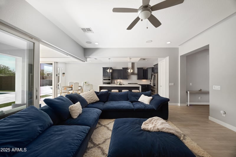 22421 34th St, Phoenix, AZ 85050