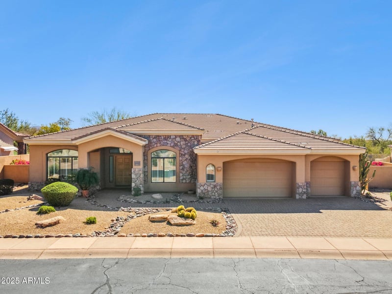 22423 54th Pl, Phoenix, AZ 85054