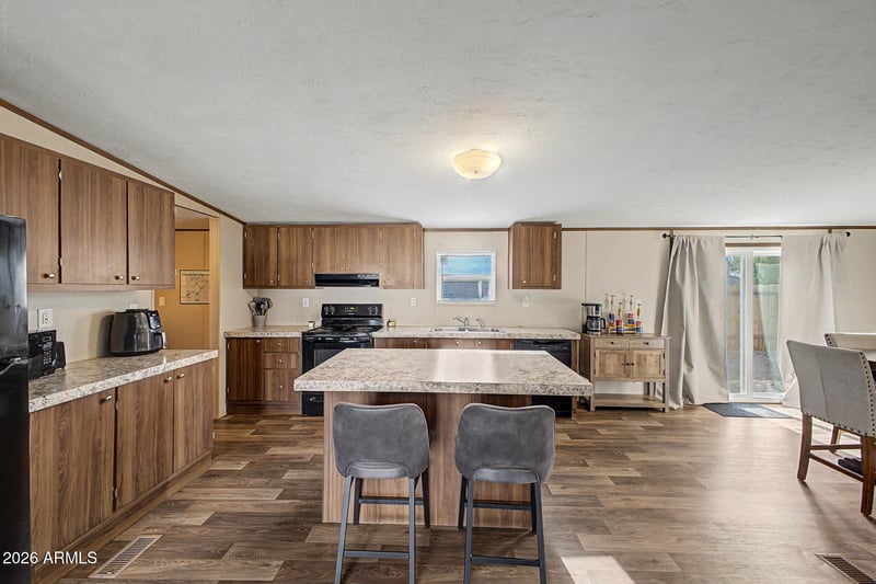 22425 W Pleasant Ln, Wittmann, AZ 85361