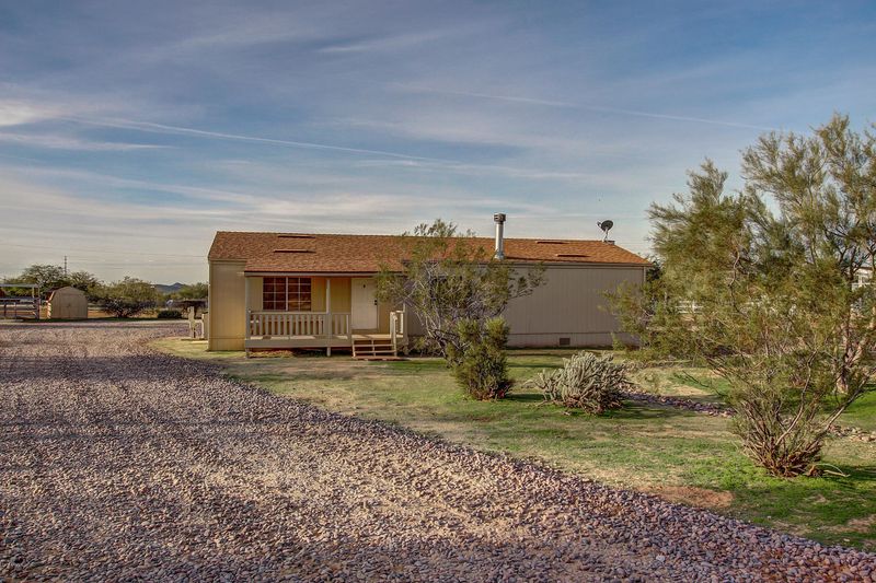 2243 E Carriage Dr, Phoenix, AZ 85086