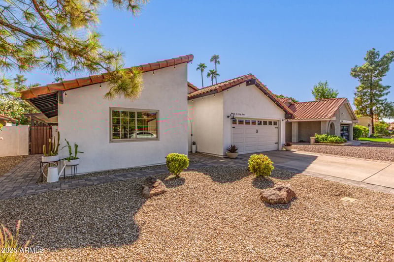 2243 Kiowa Cir, Mesa, AZ 85202