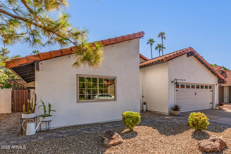 2243 Kiowa Cir, Mesa, AZ 85202