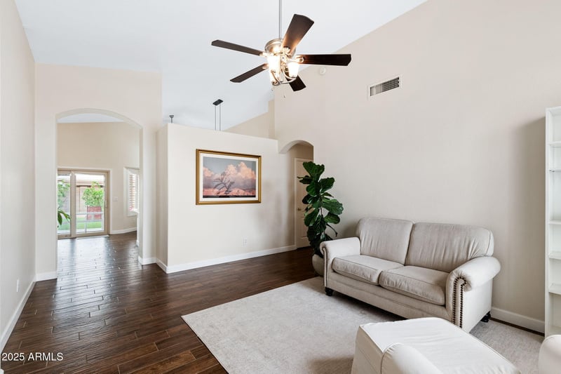 2243 Willow Wick Rd, Gilbert, AZ 85296