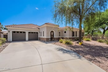 22433 Creekside Ln, Queen Creek, AZ 85142
