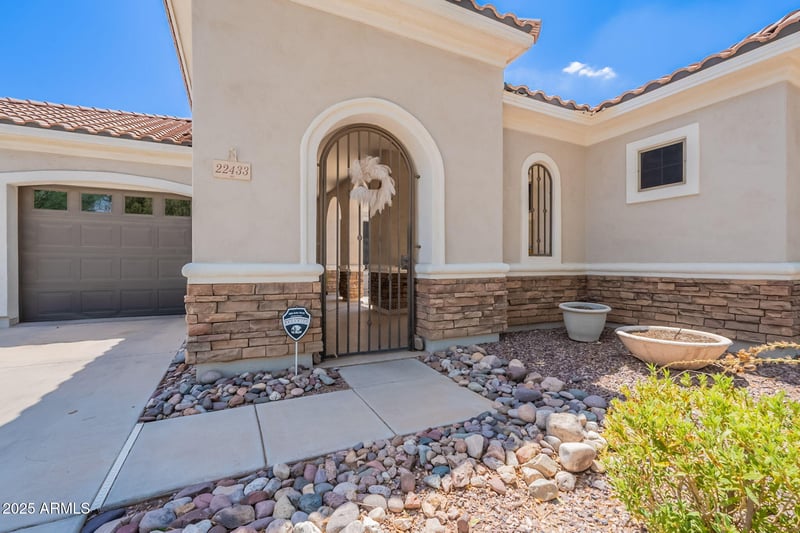 22433 Creekside Ln, Queen Creek, AZ 85142