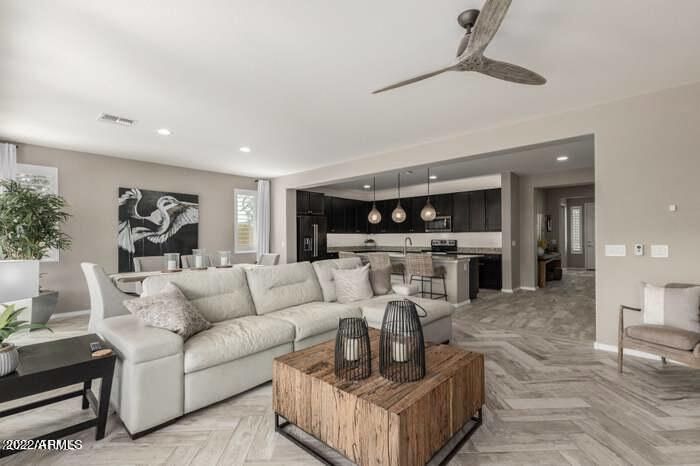 22435 E Stonecrest Dr, Queen Creek, AZ 85142