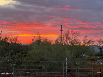 2244 Cavalry Rd, New River, AZ 85087