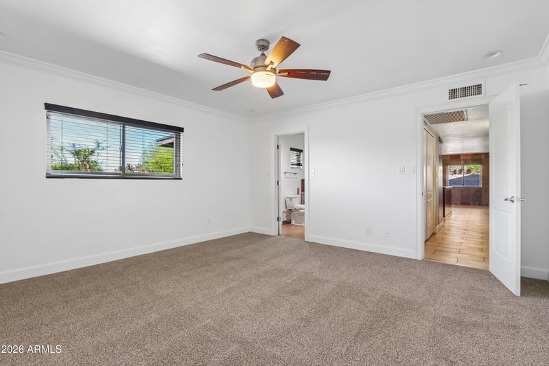2244 E Nicolet Ave, Phoenix, AZ 85020