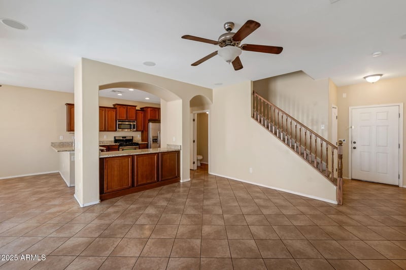 2244 Sunland Ave, Phoenix, AZ 85040